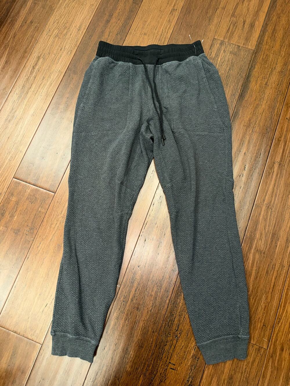Men’s Medium Lululemon At Ease Jogger pants Heathered Black